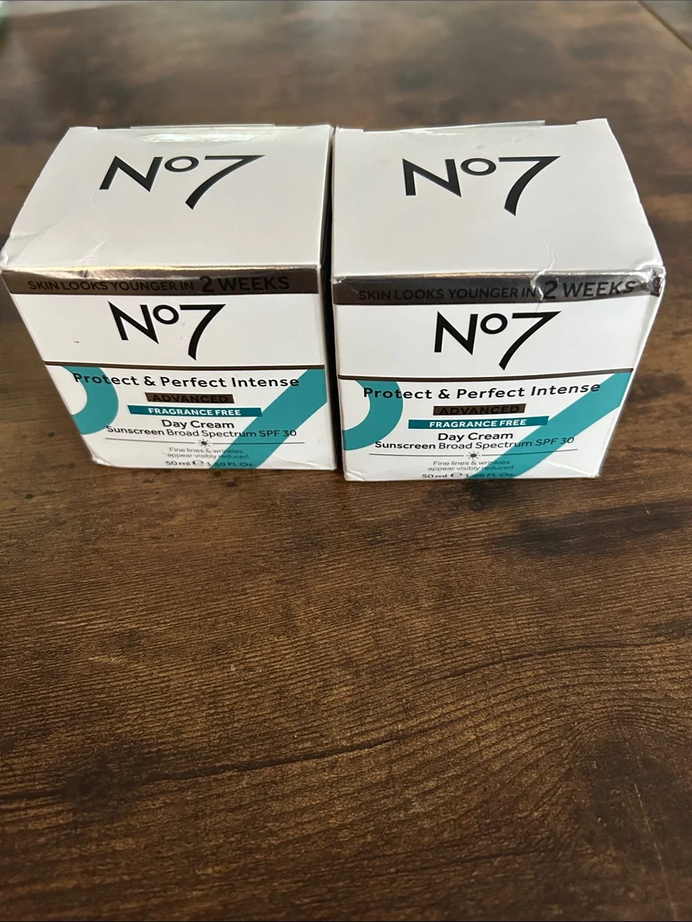 No7 Protect & Perfect Intense Advanced Fragrance Free Day Cream — White & Teal